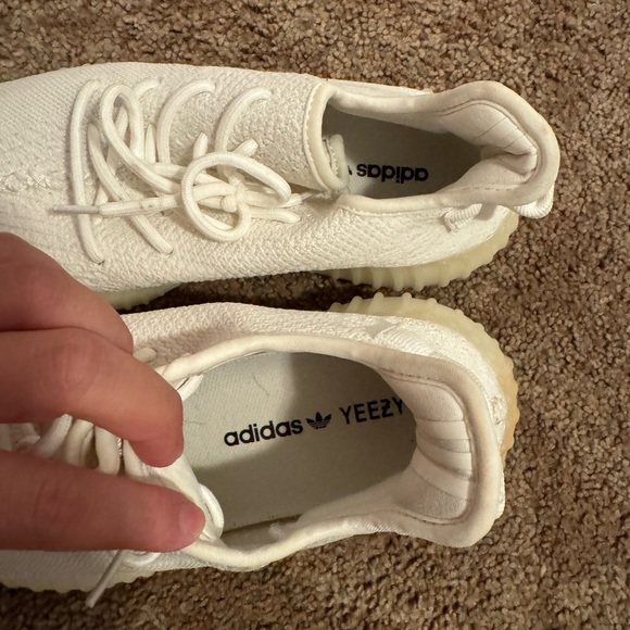 Men’s Yeezy Adidas Shoes - Picture 2 of 5